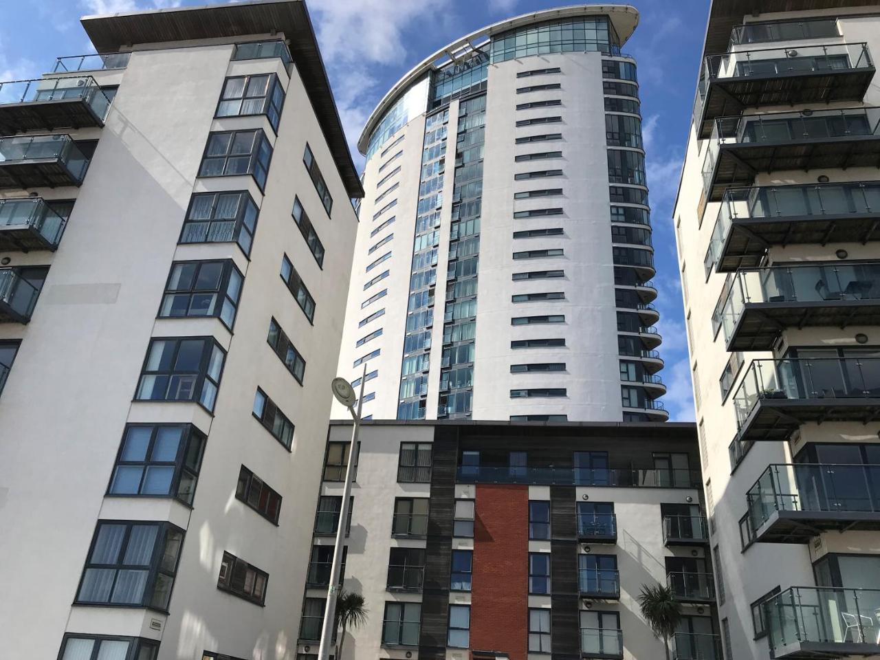 Meridian Quay Apartments, By Jsw Short Stay Swansea Luaran gambar